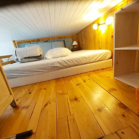 2 A 4 Personnes Avec Garage Prive Lejlighed