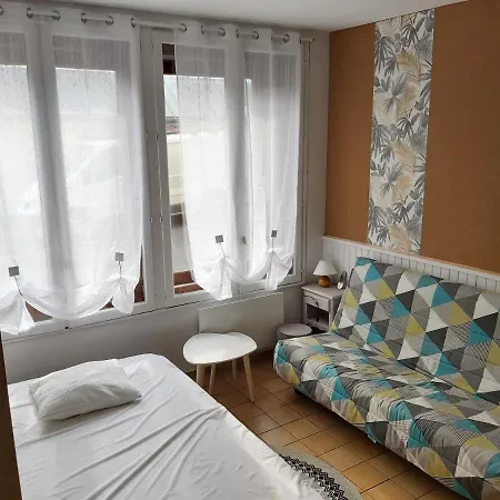 2 A 4 Personnes Avec Garage Prive * לה מן-דור