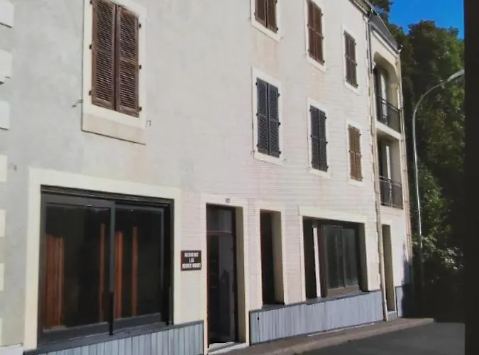 2 A 4 Personnes Avec Garage Prive *