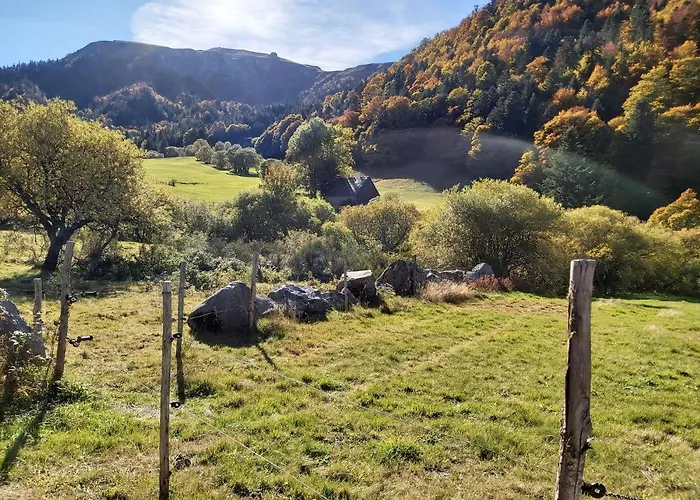 2 A 4 Personnes Avec Garage Prive *